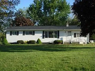 5875 Forrister Rd photo 1