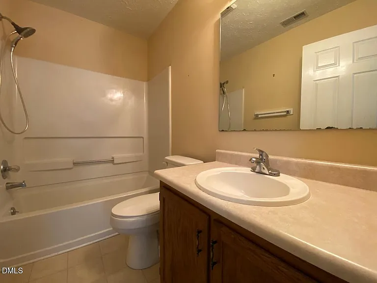 111 Westwind Ct — Photo 17