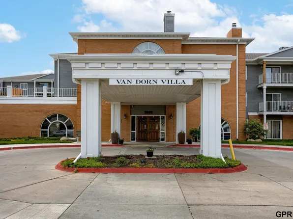 3001 S 51st Street Ct Unit 335, Lincoln, NE 68506