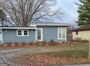 7432 Paul Bunyan Rd, Racine, WI 53402
