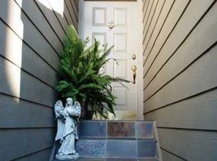 45 Breakers Ln, Ridgeland, MS 39157