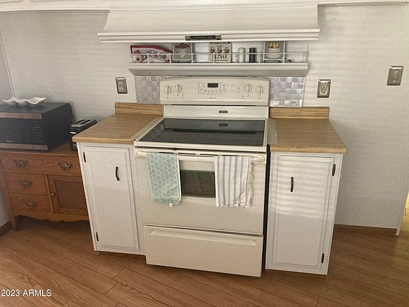 5th image of 4065 E UNIVERSITY Drive #416