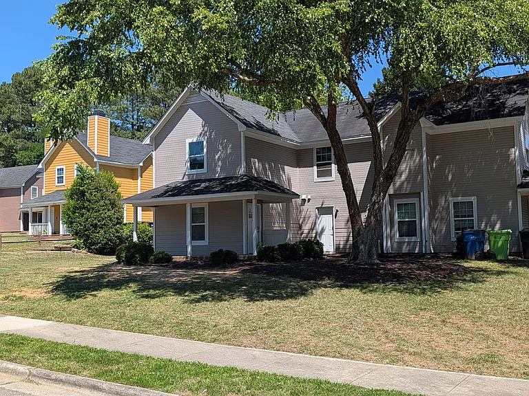 4632 Kilcullen Dr — Photo 2