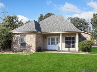 11107 Garrett Dr, Gonzales, LA 70737