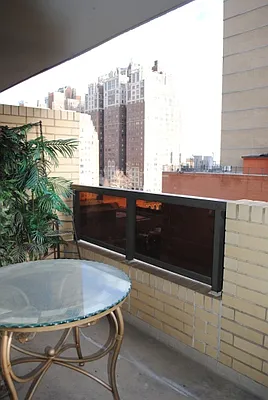 Rented by MNS | media 14