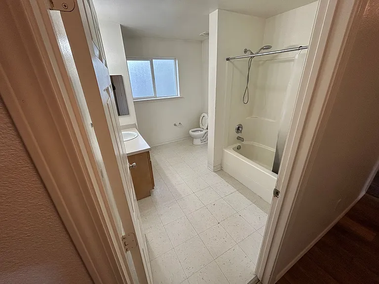615 Eagle Dr — Photo 7