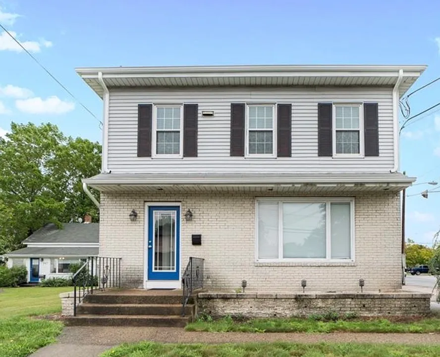 845 Main St
