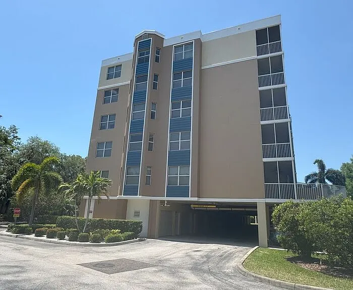 960 Starkey Rd #5105 — Photo 33