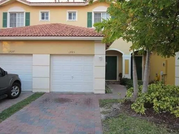 1721 SW 81st Ter, Pompano Beach, FL 33068