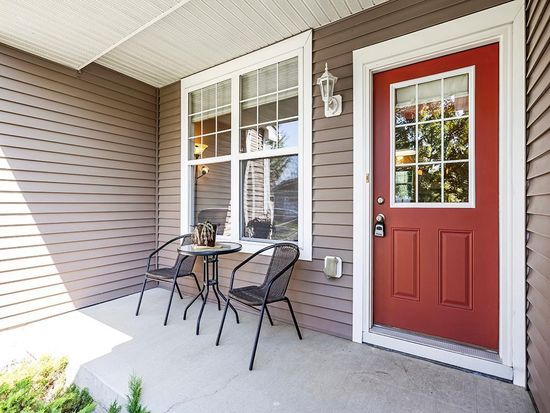 628 Tiffany Ln, Waconia, MN 55387