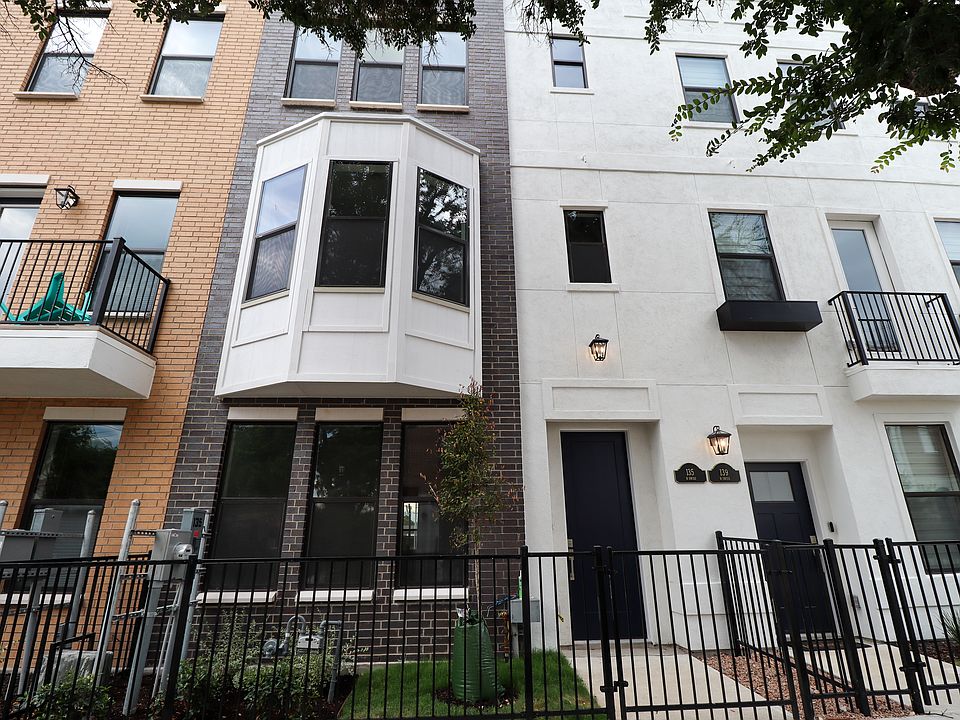1st image of 426 Center St #Eawb58