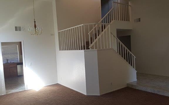 4th image of 13590 N Star Ave