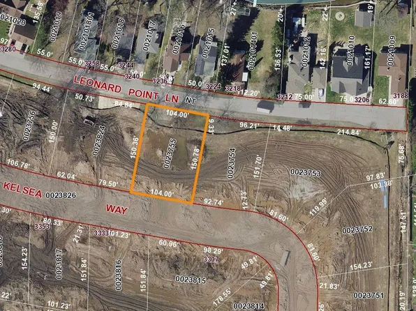 Kelsea Way #18, Oshkosh, WI 54904