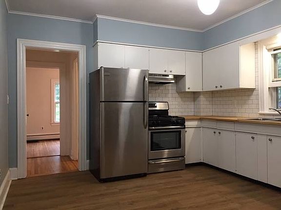 2nd image of 230 Washington Ave #1
