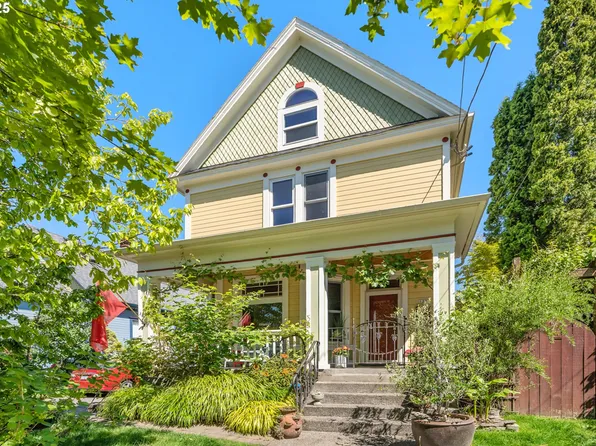 123 NE Graham St, Portland, OR 97212