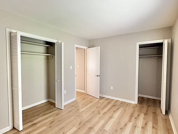 5th image of 510 Holladay Dr #108