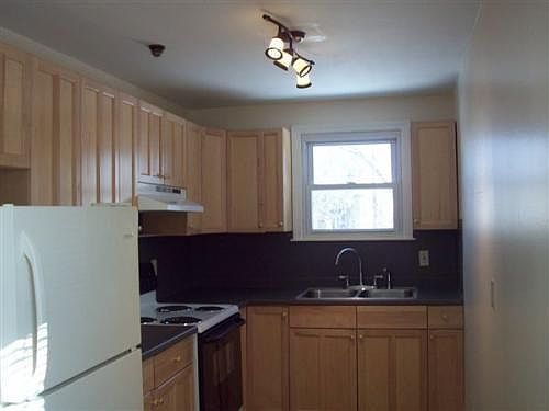 2nd image of 80 Nashua Rd Ste 10