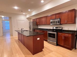 9 Gardner St APT 8, Allston, MA 02134