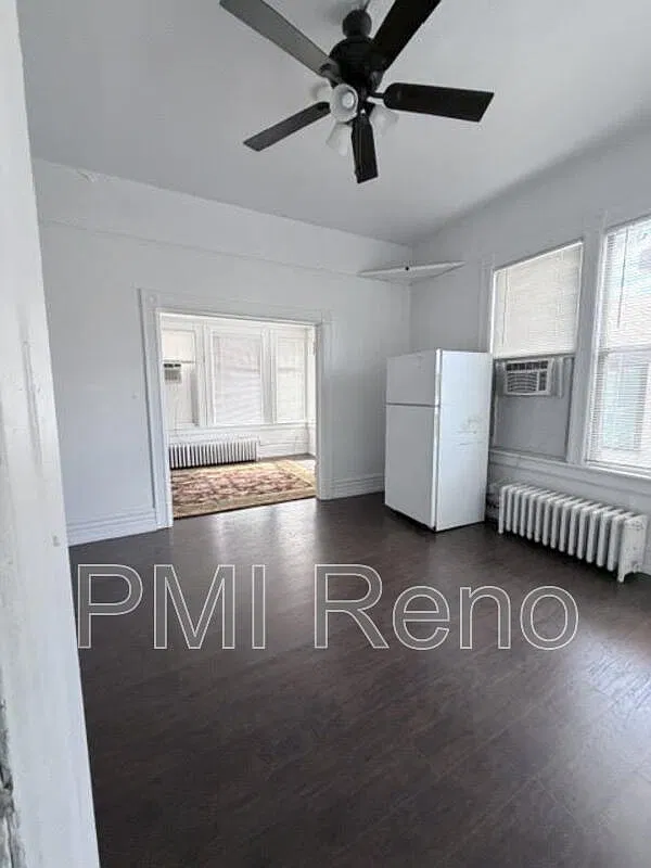 1 bed, 1.0 bath, $900 — Photo 3