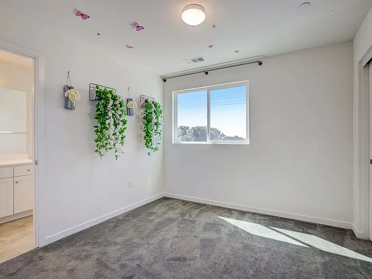 13245 Klein Ct — Photo 2