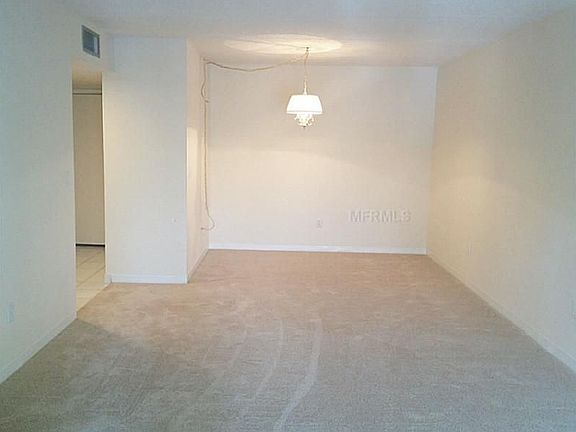 4th image of 3325 Bayshore Blvd Unit A33