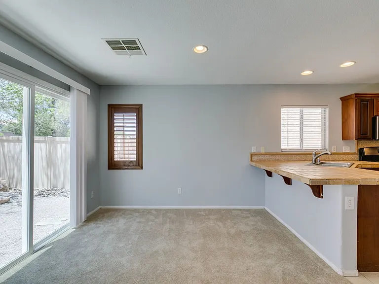 8433 Spencer Canyon St — Photo 18