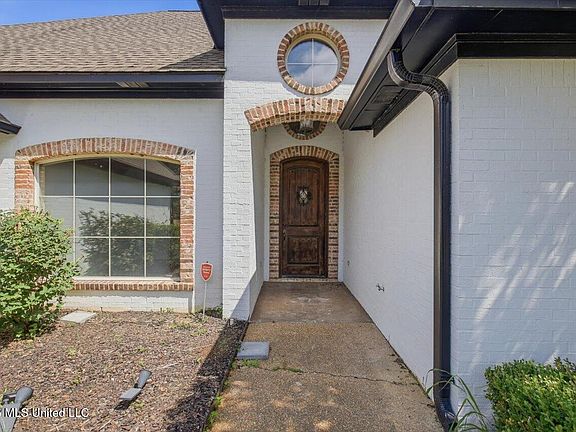 4th image of 108 Leppingwell Dr