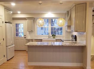 37 Pleasant St, Marblehead, MA 01945