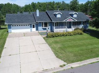 715 W 5th St, Washburn, WI 54891