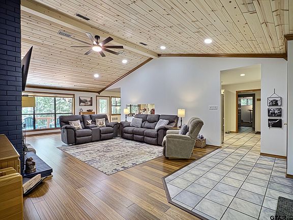 5th image of 179 Brazos Bnd