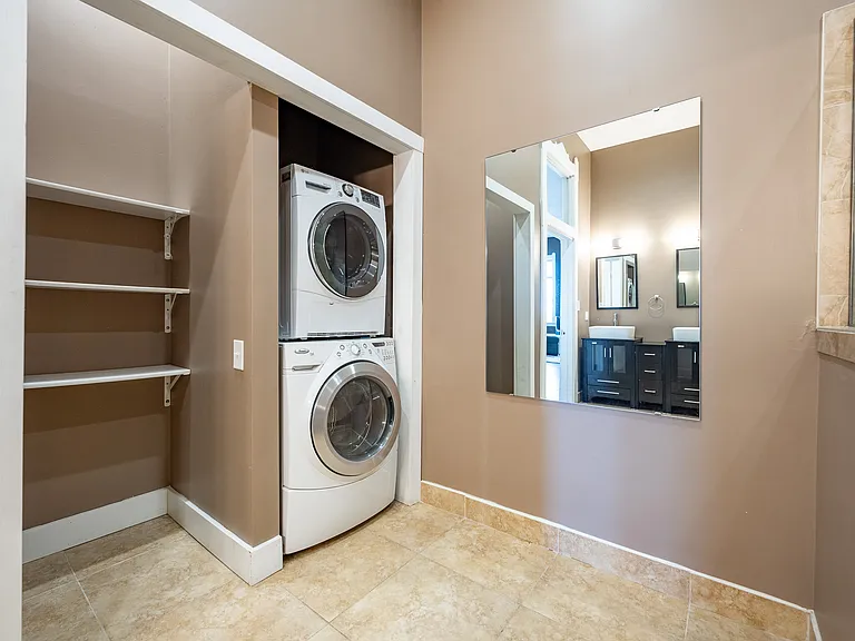 12 E Washington St #201 — Photo 15