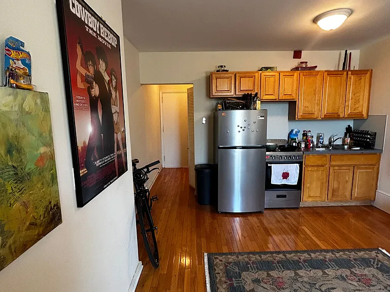 1518 S Broad St #2R — Photo 8