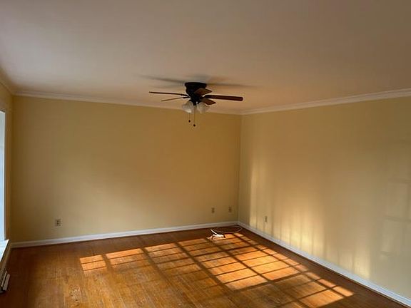4th image of 311 Stonewall Dr