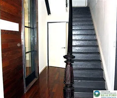 731 Lehigh St #2W — Photo 2