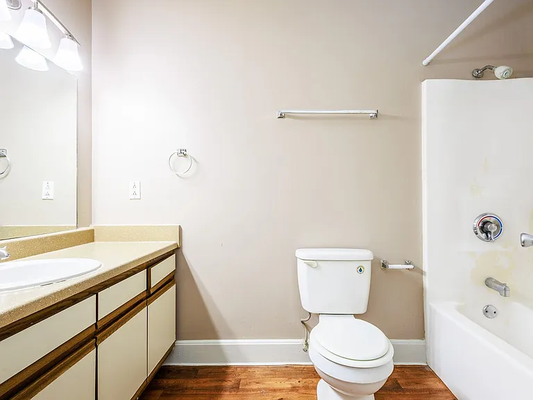 2120 Deer Park Blvd — Photo 4