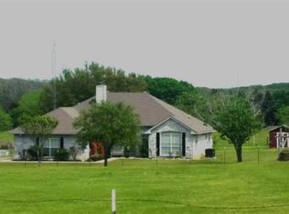 535 Cheaney Rd, Valley View, TX 76272