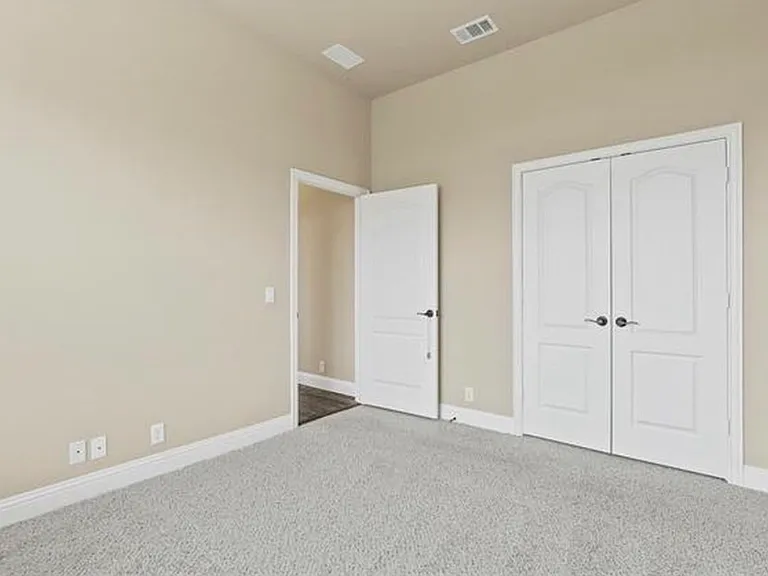 1120 Haskell Dr — Photo 19