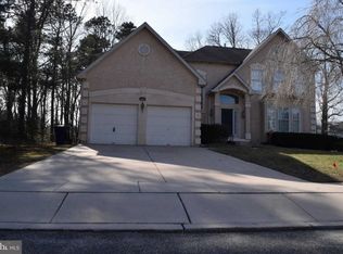 2 Star Splitter Ct, Voorhees, NJ 08043