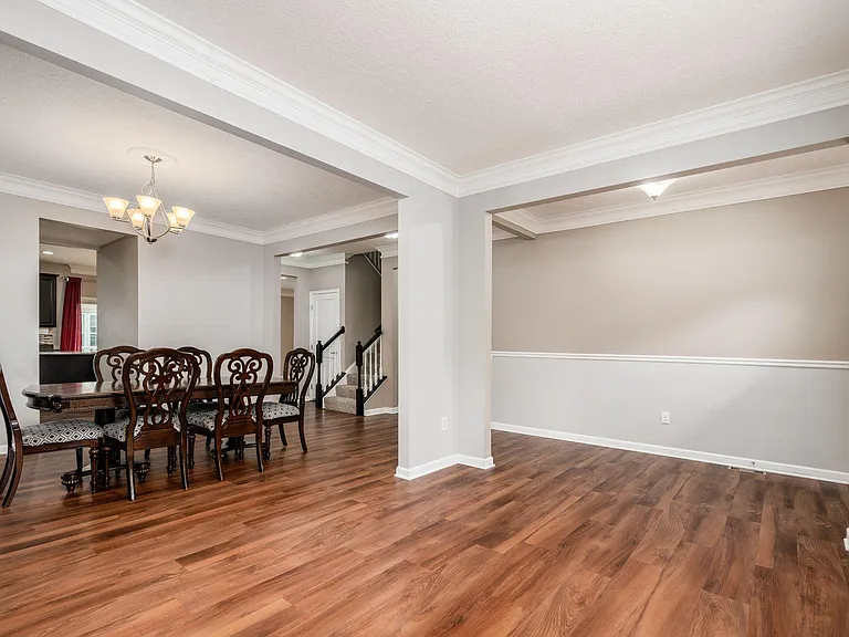 422 Keith Way — Photo 8