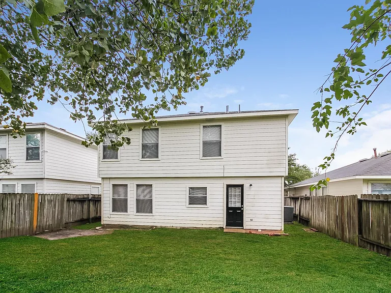 947 Leadenhall Cir — Photo 15