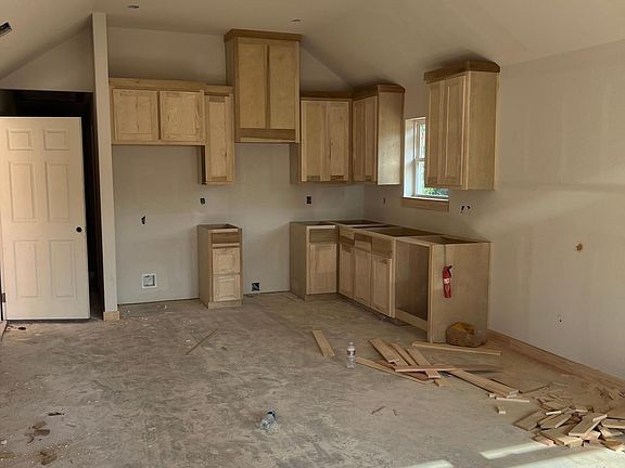 3rd image of 201 Isabella St #6A