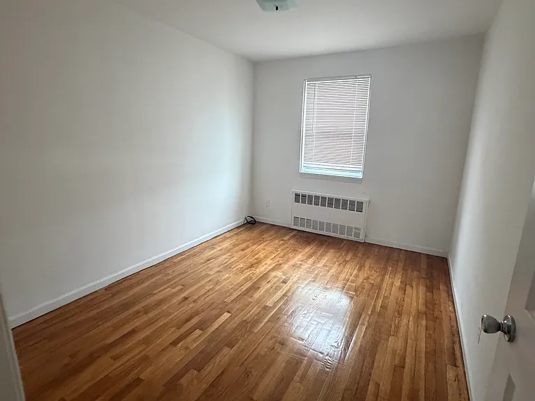 2550 Cropsey Ave #2B — Photo 6