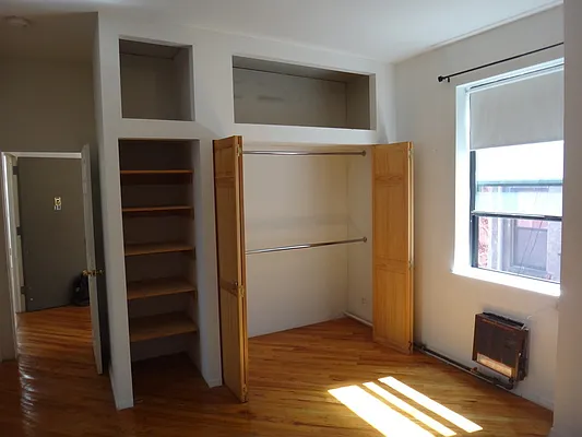 Rented by Absolute Capital, LLC | media 13