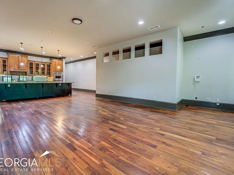 4173 Raphael St SW — Photo 8