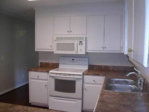 4th image of 106 Wren Dr