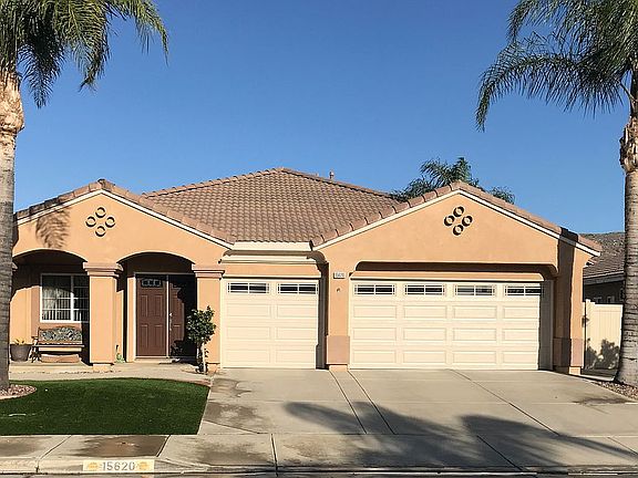 2nd image of 15620 Jacara Ln