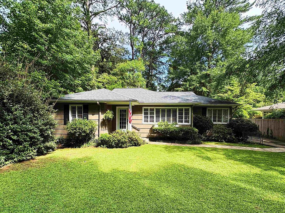 1st image of 107 Windhaven Rd