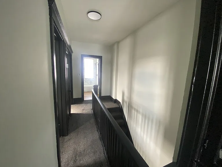 2903 Sheridan St — Photo 6