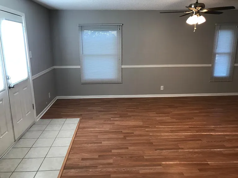 1029 Almond Dr — Photo 13