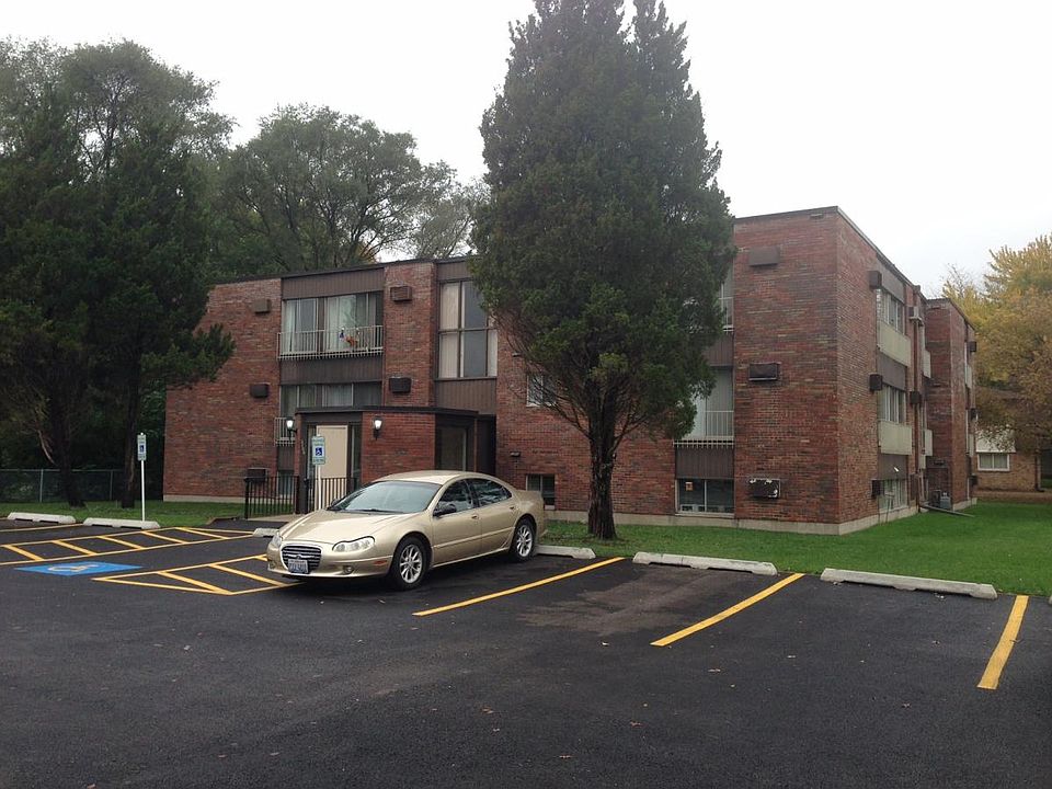 Exterior and parking lot